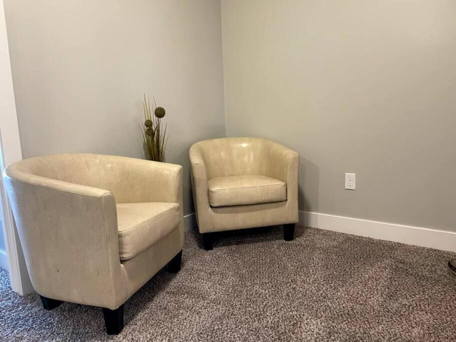 Lovely Condo! W/ Free Recreational Vehicle Parking 加登城 外观 照片